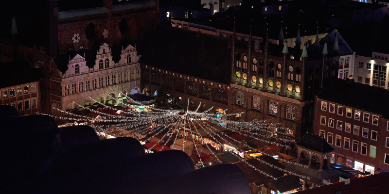 verblickande bild ver Lbecks julmarknad